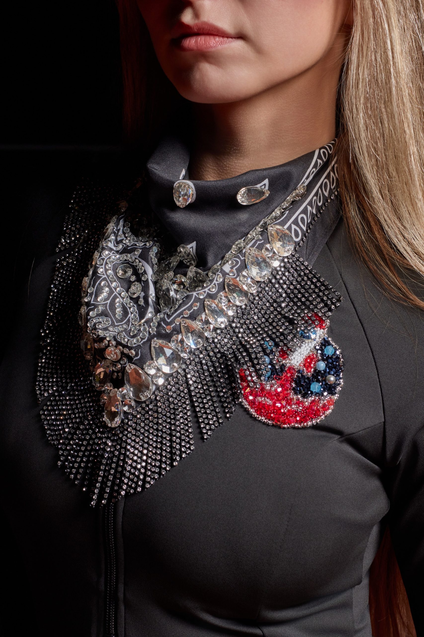 CRYSTAL SILVER FRINGED BANDANA - Image 2